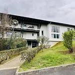 Apartmán : 3 Pieces Avec Parking Et Animaux Acceptes - Fr-1-495-135 *
